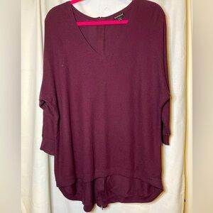 Express Burgundy Oversized Knit VNeck 3/4 Sleeve Sweater w Zip Back Size L GUC